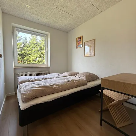 Completely Renovated Apartment, 6 Sleeps * Herning